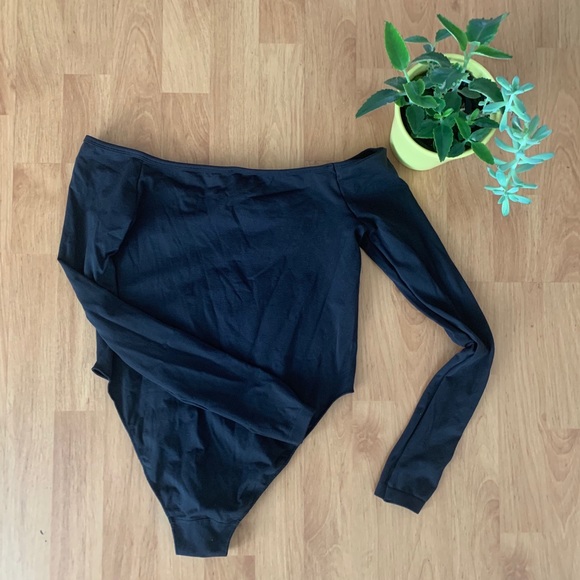 Victoria secret body suit - Picture 4 of 5